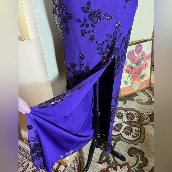 SPEECHLESS sz 3 Long Maxi Gown Spaghetti Strap Sequin Netting Monochrome $89 NEW - Picture 9 of 16